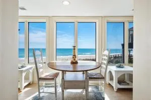 Sea Breeze villa by Peace Vacations - Georgetown