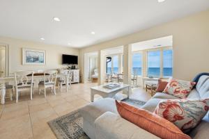 Sea Breeze villa by Peace Vacations