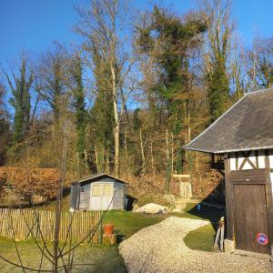 Appartements logement a l-etage d-une longere Normande : photos des chambres