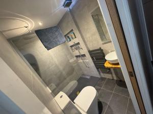 3 Bed house near Tenby with Hot Tub