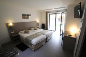 Hotels Logis Hotel Archambeau : photos des chambres