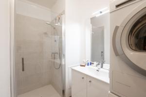 Appartements Spacious bright contemporary apartment : photos des chambres