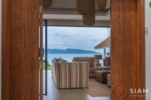 Jungle Beach Villa Luxury 4 Br SeaView
