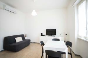 Ale E-Commerce Holiday Home