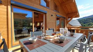 Chalets Chalet la Cime : photos des chambres