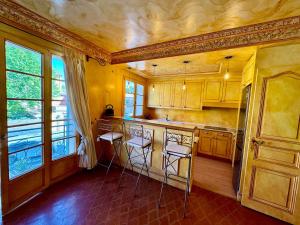 Appartement Place des Lices, Saint-Tropez