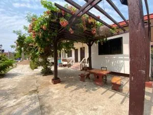 Johnny Guesthoues - Nakasong