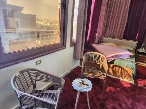 LiLi HOTEL vip - ‘Izbat aţ Ţayrīyah