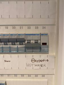 Dazzling and Stylish 2BR Apartment in Marousi