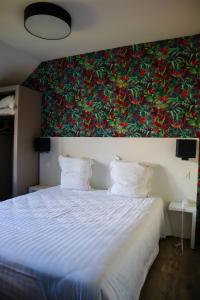 Hotels Auberge du chateau de Joux : photos des chambres