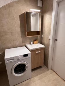 Charme et Authenticité à Menton - Centre & Plages