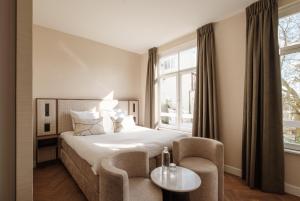 Comfy Double Room room in Amsterdam Hotel Parklane