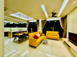 Perfect for Groups! 5BR Villa Near Beach BBQ 20Pax - Ubytování bez kategorie ve městě Batu Feringgi