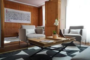 Central Chalet Rooftop Maisonette in Old Town