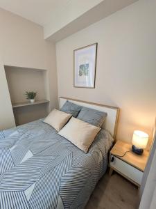Appartements Appartement dans le quartier medievale proche centre-ville ! : photos des chambres