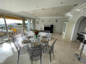 Bel appartement Vue sur la Marina Classé 3 étoiles