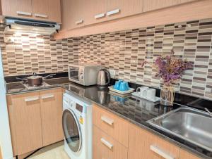 High Floor Great View 2BR 2BA 3 mins to Nana BTS