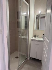 Appartement 4 personnes Cap Estérel centre du village