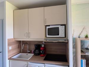 Appartement 4 personnes Cap Estérel centre du village