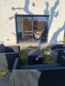 Studio familial avec terrasse et parking à proximité de la gare TGV Aix-en Provence - 布克贝莱尔