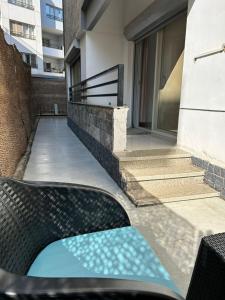 Mirage gated community-1BR Apt-Pool-Parking-WiFi