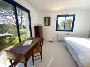 Maisons de vacances KERBELEM - Jardin, Terrasse, Plages 3km - C29 : photos des chambres