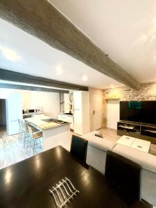 Villas Maison Provencale, Piscine, Soleil, Barbecue et Petanque : photos des chambres