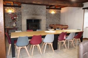 Maisons de vacances La Longere de Quily en Broceliande 12 couchages bain nordique : photos des chambres