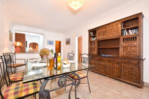Villa Ana Lovely Central 2 Bedroom Villa