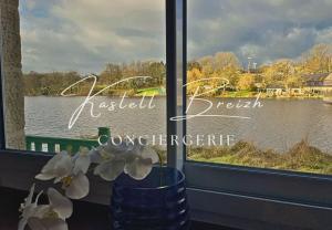 "Le Paradis des Grèbes" aux Gîtes de lEtang Neuf by Kastell Breizh