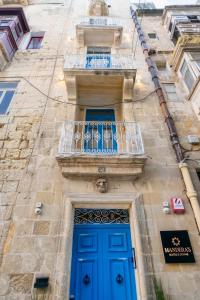 Manderas Boutique Suites & Dorms