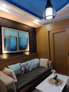 Shell Residences - MOA