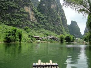 Yangshuo Mountain Retreat