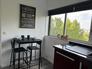 Appartements Modern & Cozy / 82 sq.m./ Free Parking/Train 7 min : photos des chambres