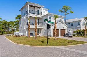 Vacation Station With Private Pool And Lsv