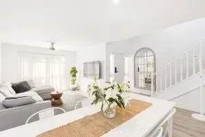 Modern & Convenient Family Home With Ample Amenities - Adelaide