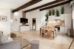 Appartements Nezignan l eveque 3km de Pezenas Suit-Appart 70m2 : photos des chambres