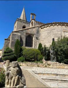 Appartements Nezignan l eveque 3km de Pezenas Suit-Appart 70m2 : photos des chambres