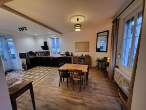 Maison Plestin proche plage et GR 34 avec Jardin