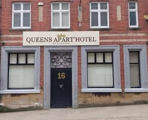 Queens Hotel - Cherry Tree