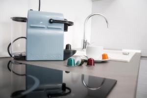 Whitehouse Apartments