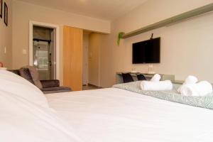 Studio na Av. do Estado a 650m do Mar TR5898