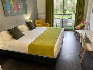 Hotels Hotel du Golf Saint-Laurent : photos des chambres