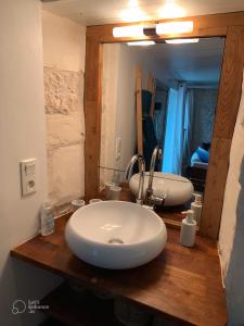 B&B / Chambres d'hotes Maison Face au Soleil : photos des chambres