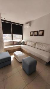 Mitropoleos Luxury Suites