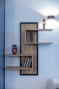 Top Centre Spacious 2 bedroom Apartment