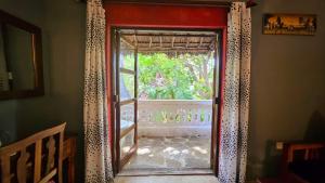 Serene Garden Room APT