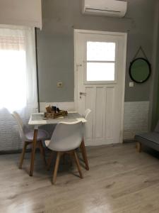 Anatoli House Il