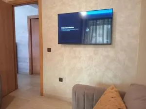 3 Bedroom Apartment with Wifi - Oulad Hamida