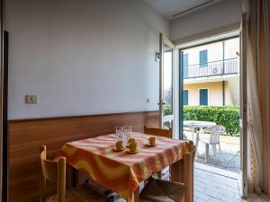Cozy apartment with private garden in Bibione
